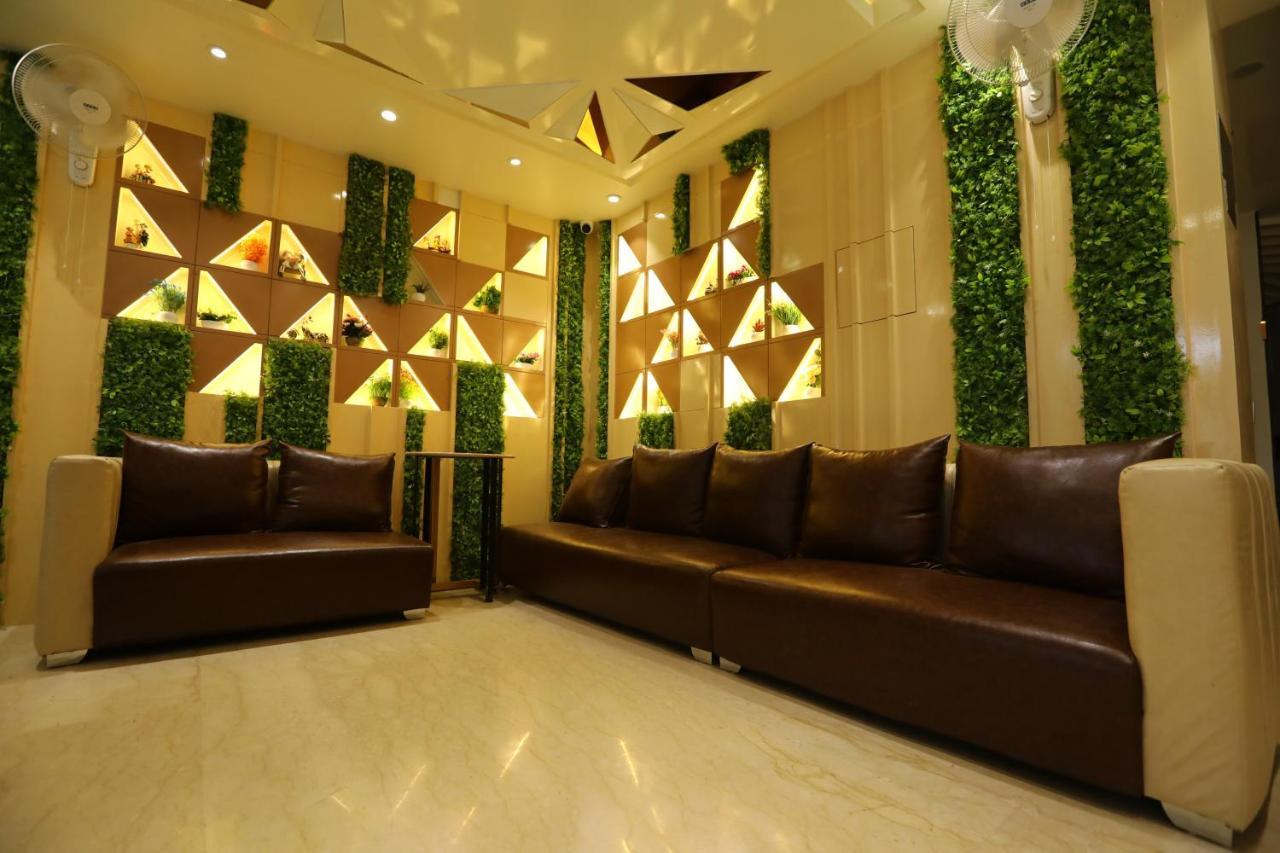 Hotel D Silverleaf Lucknow Exterior photo