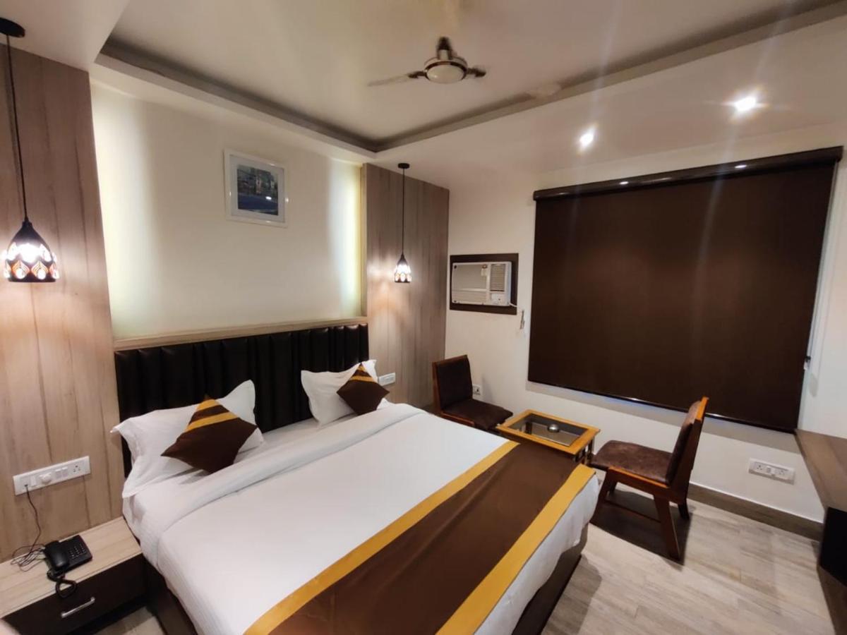 Hotel D Silverleaf Lucknow Exterior photo